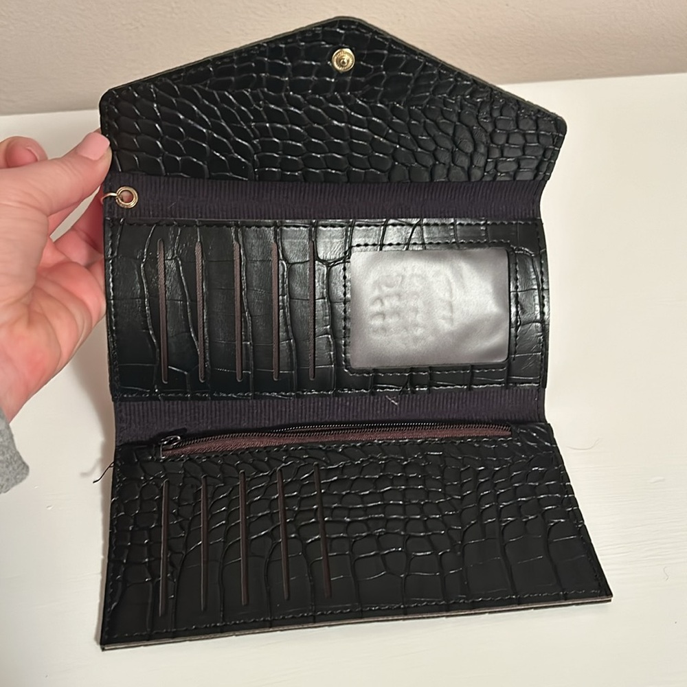 Wallet - Picture 4 of 4